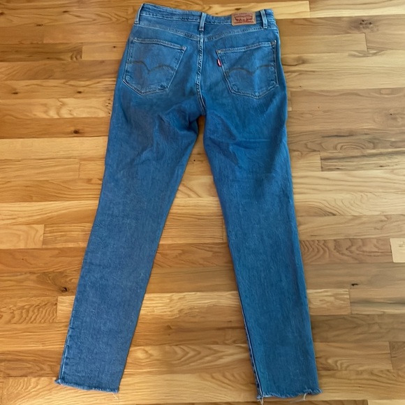Levi’s high rise skinny - Picture 3 of 4